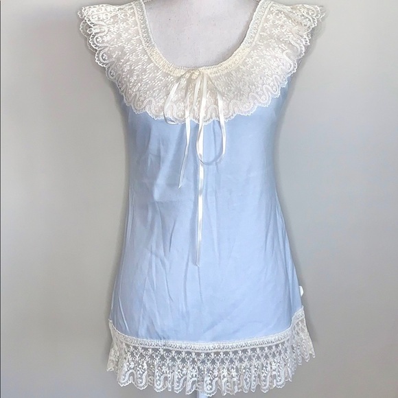 Victoria’s Secret Victorian Bridgerton Lace Tee - Picture 1 of 4